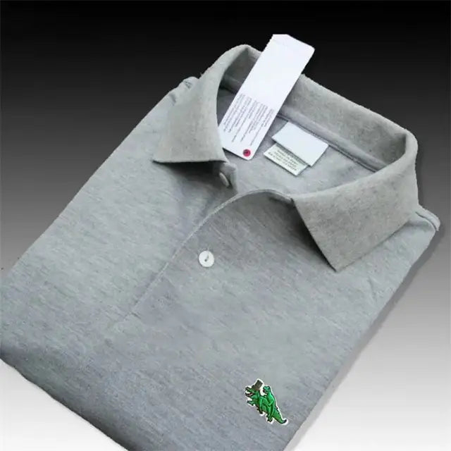 https://ae01.alicdn.com/kf/S446f6bdc1d7c48aba259e43c089b939fl/Camisa-polo-casual-bordada-high-end-masculina-top-de-manga-curta-alta-qualidade-ver-o-nova.jpg_640x640.jpg